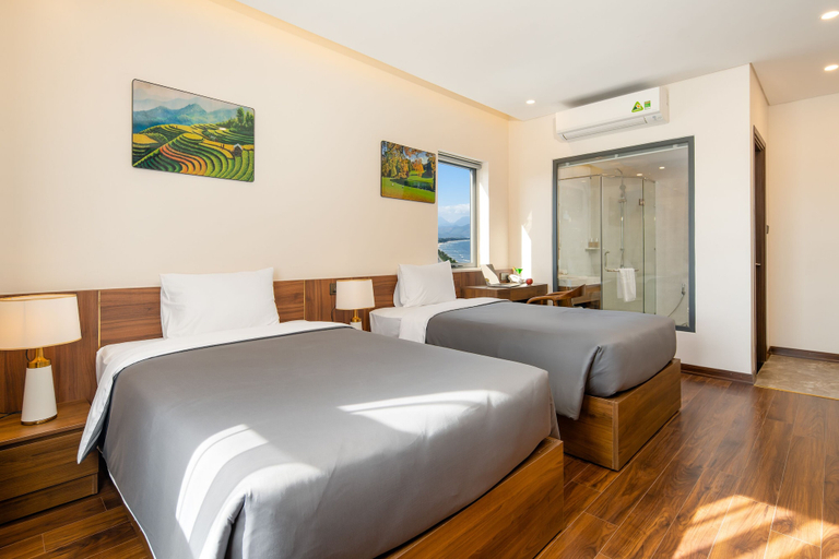 Bedroom 3, Avenis Hotel, Da Nang