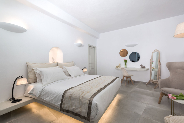 Bedroom 3, Adamant Suites, South Aegean
