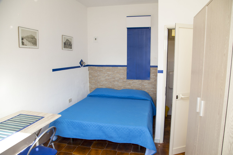 Bedroom 2, Camping Degli Ulivi, Palermo