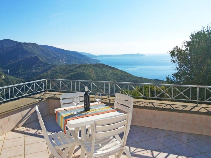 Others 5, Villa Vera, Salerno