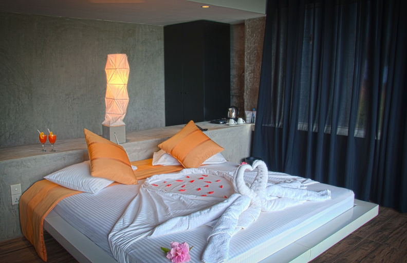 Bedroom 3, Oak Ray Tea Bush, Kothmale