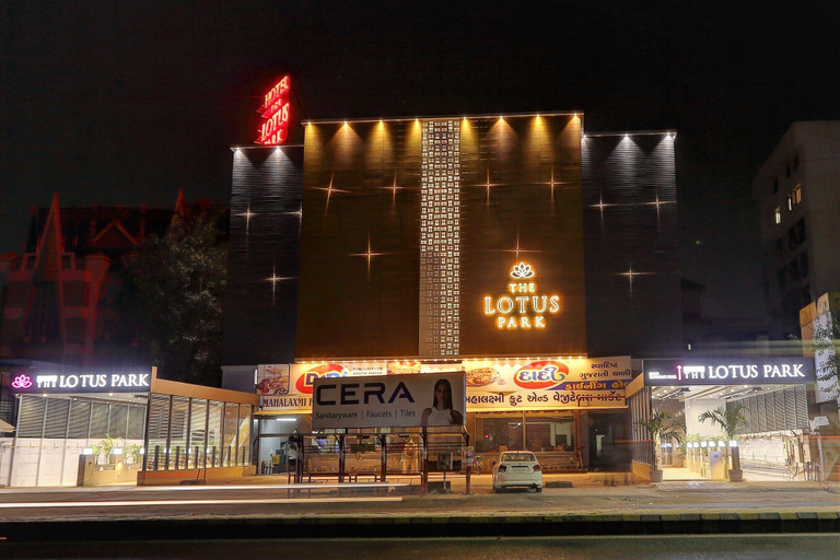 Exterior & Views 2, Hotel The Lotus Park, Ellisbridge, Ahmadabad