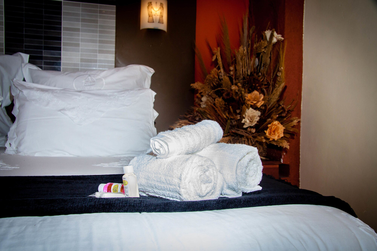 Bedroom 3, Glen Lodge & Tours, Matobo