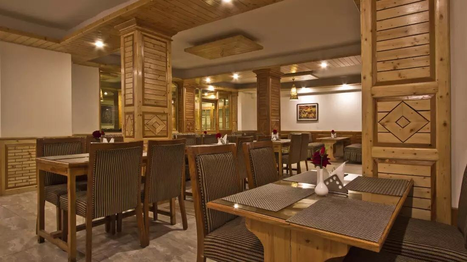 Food & Drinks 4, Victory Resorts, Kullu