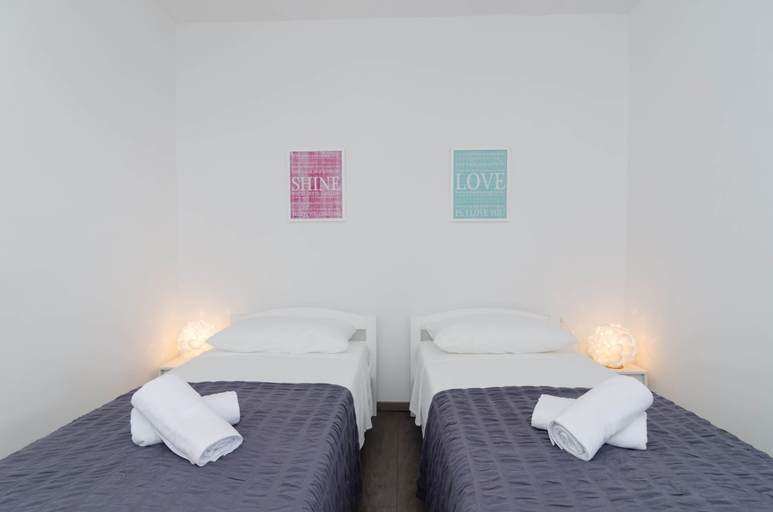 Bedroom 5, Cin & Co Central Apartments, Dubrovnik
