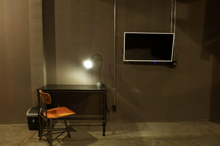 Others 4, Rider bedroom hostel & cafe, Pran Buri