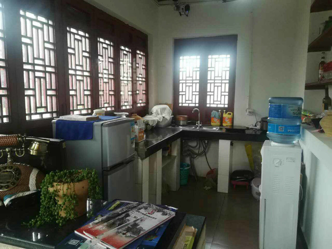 Others 4, Shi Lin family folk inn, Kunming