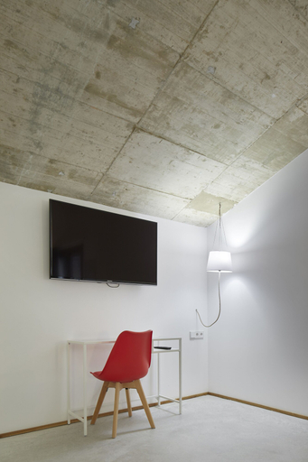Others 5, IRAIPE ESTELLA ROOMS, Navarra