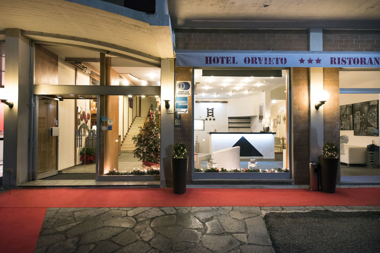 Exterior & Views 2, Hotel Orvieto, Terni