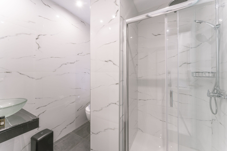 Bathroom 4, Callinica Hotel, Ionian Islands