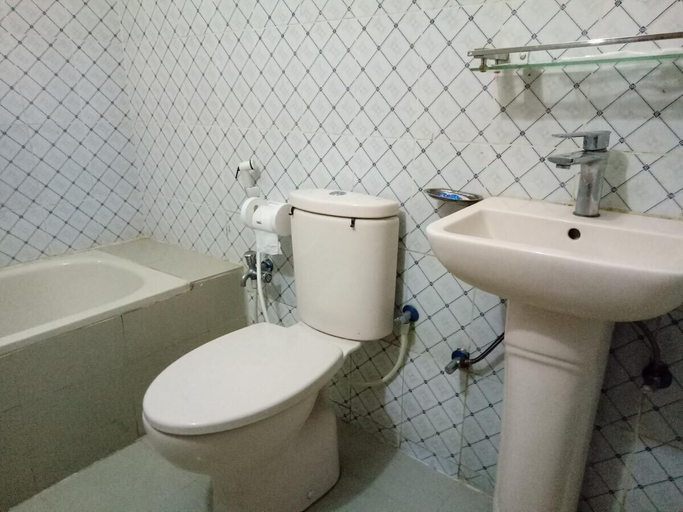 Bathroom, Hill Town Residence, Chittagong