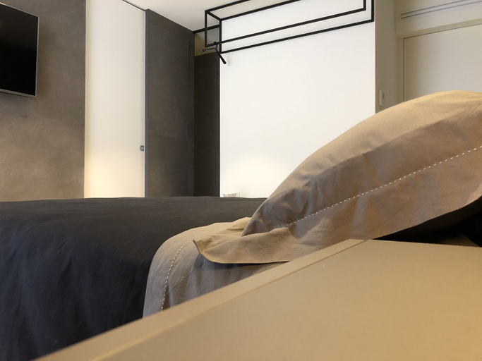 Bedroom 4, Golden Suites 50, Bari