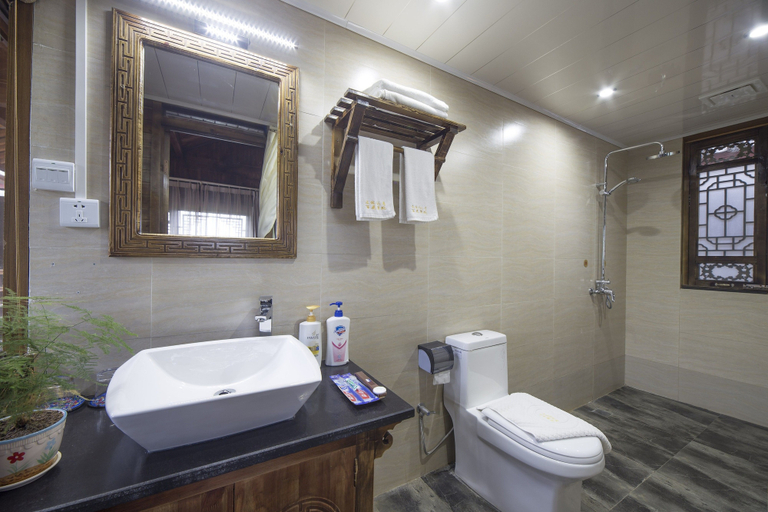 Bathroom 3, THREE WELLS INN, Lijiang