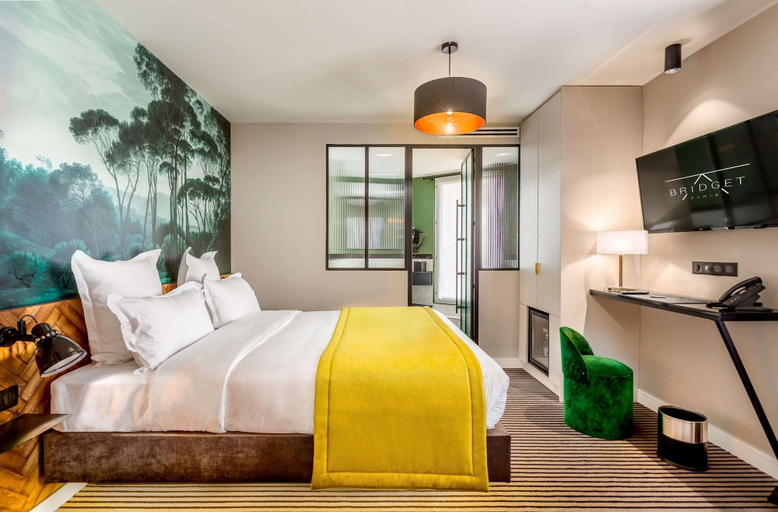 Bedroom 2, Hotel Bridget, Paris