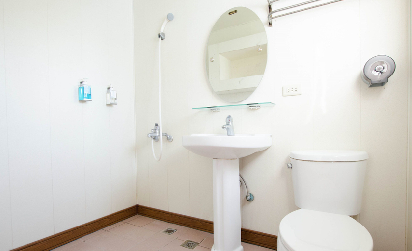 Bathroom 3, Lantian Baiyun homestay - ID number:112, Hualien