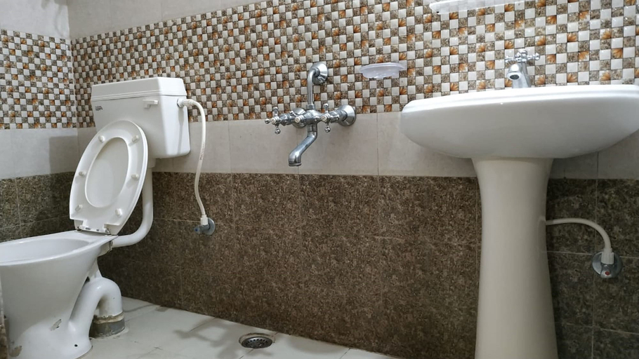Bathroom 4, Nest Guest House, Khordha