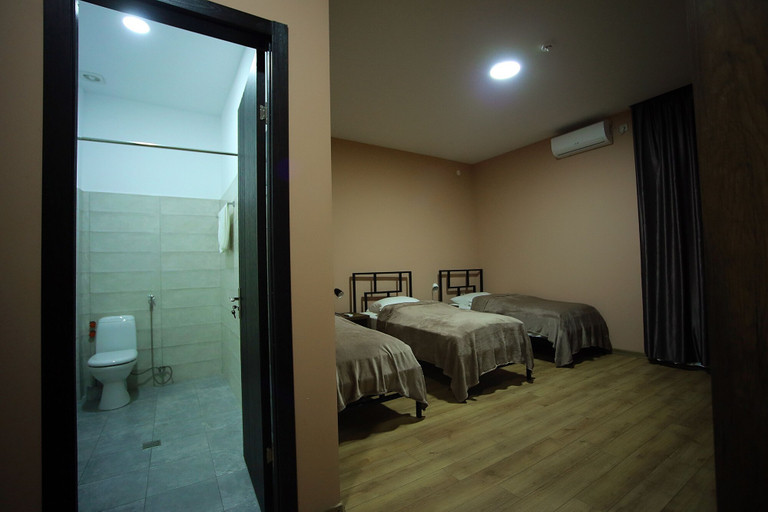 Bedroom 2, Hotel Aguna, Tskaltubo
