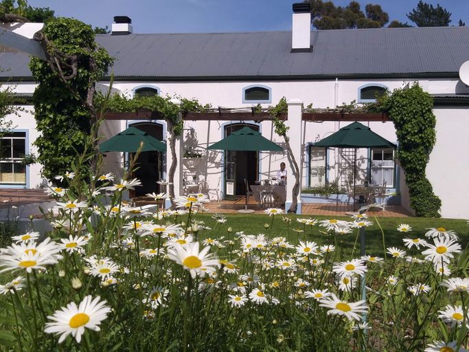 Exterior & Views 2, L'Auberge Chanteclair, Cape Winelands