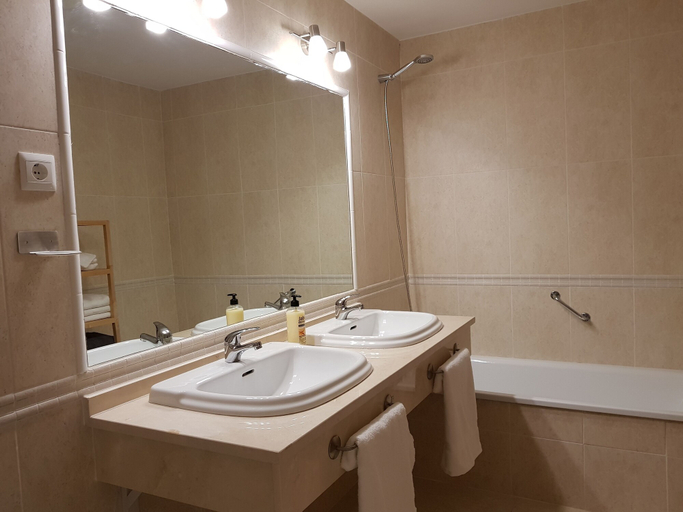 Bathroom 4, Las Brisas 33, Málaga
