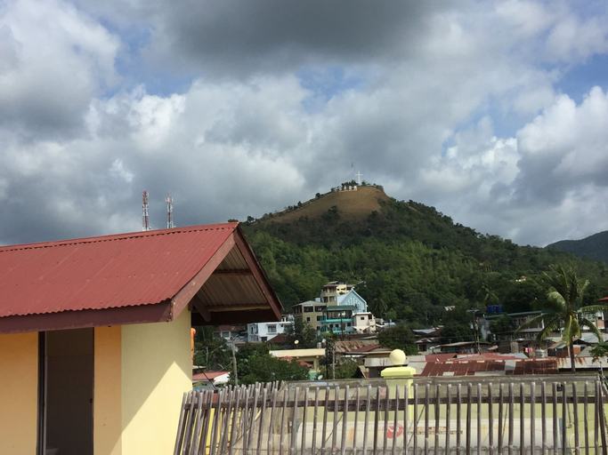 Exterior & Views 16