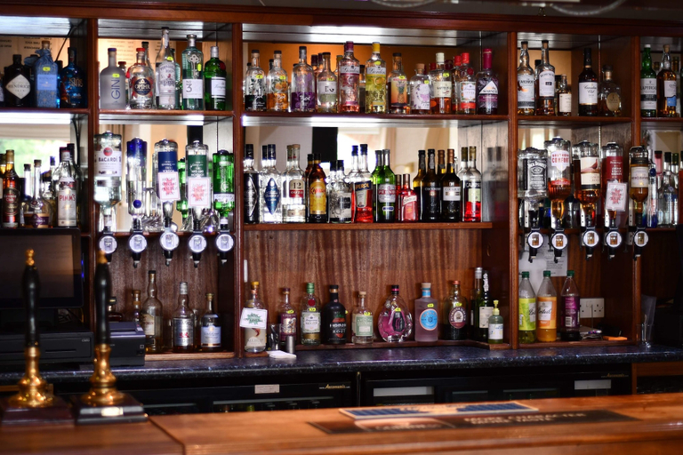 Food & Drinks 5, Oliver Cromwell Hotel, Cambridgeshire