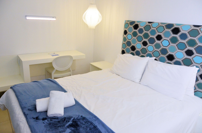 Bedroom 4, Sand River Resort, Vhembe