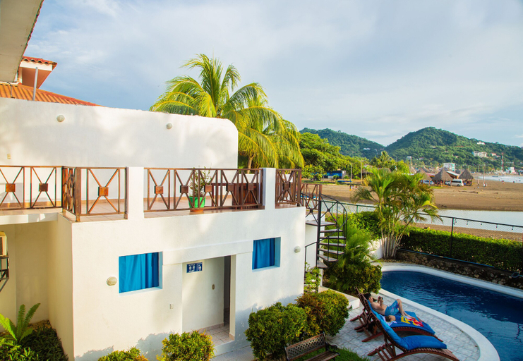 Exterior & Views 2, HC Liri Hotel, Tola