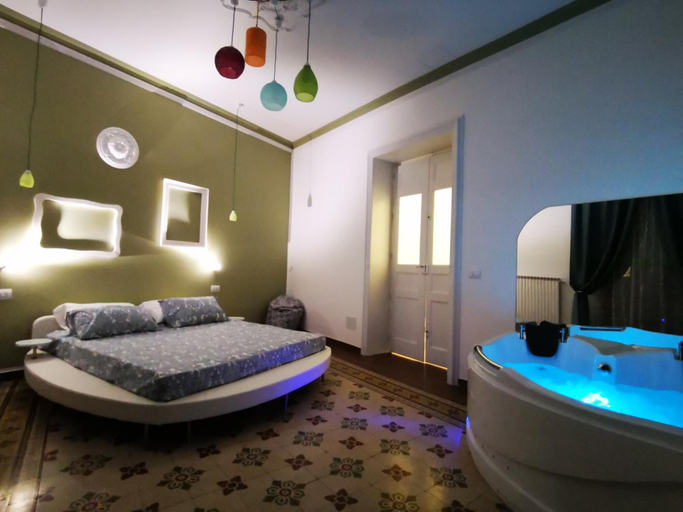 Bedroom 3, Suite Inn Centro Dimora Storica, Enna