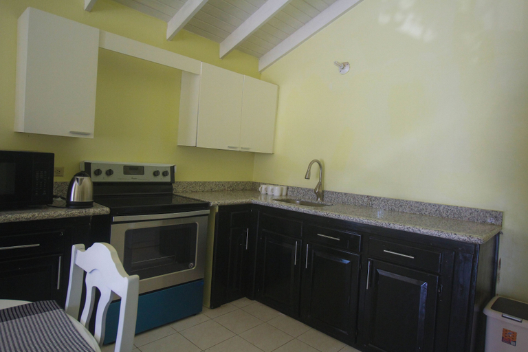 Others 5, Blue Hills -Ocean View