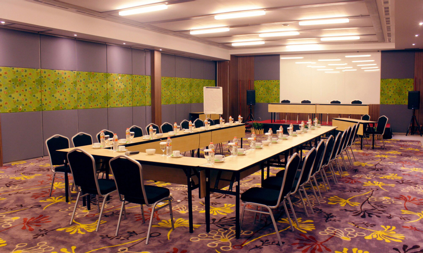 Business Facilities 24