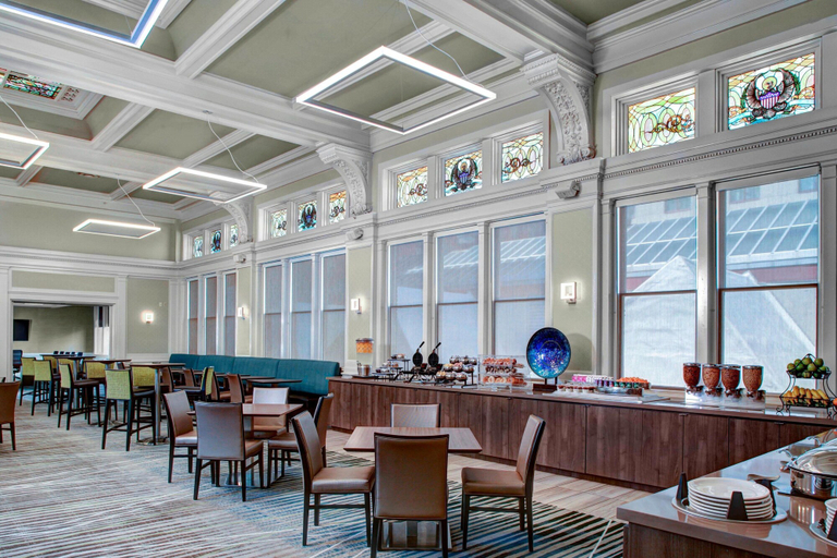 Food & Drinks 5, Residence Inn By Marriott Cleveland Downtown, Cuyahoga