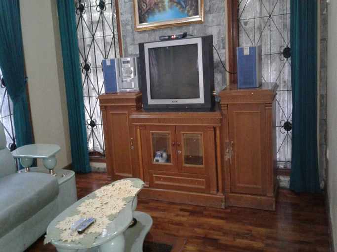 Others 5, Kota Bunga M, Cianjur