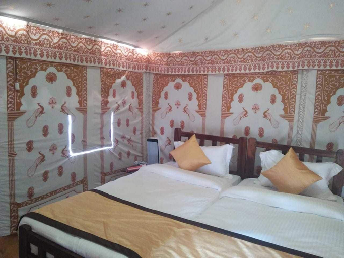 Bedroom 3, Kanj Kiri Container Tent City Kumbh, Allahabad
