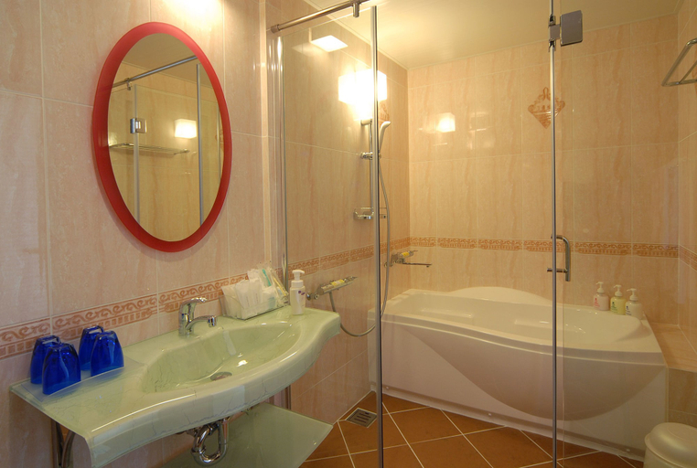 Bathroom 4, Best Western Okinawa Onna Beach, Onna