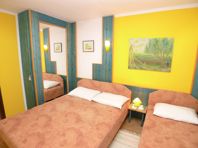 Bedroom 3, Apartment for 3 Persons With Beautiful Terrace, Premantura