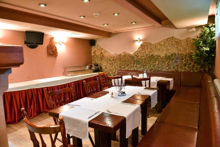 Food & Drinks 5, Club Hotel Martin, Bansko
