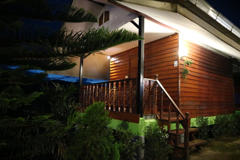 Exterior & Views 2, Baanchomdow Phutubberk, Lom Kao