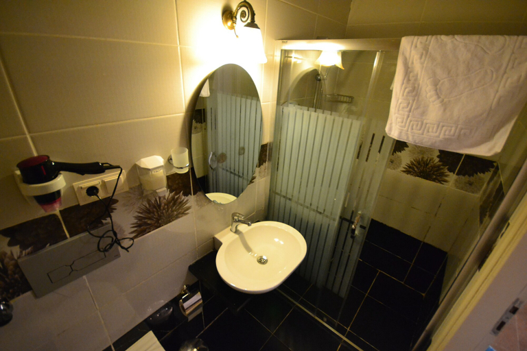 Bathroom 5, Cunda Poseidon Hotel, Ayvalık