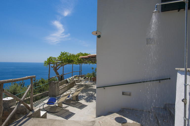 Property grounds, Casa Le Calle, Salerno