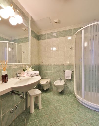 Bathroom 5, Best Western Classic Hotel, Reggio Nell'Emilia