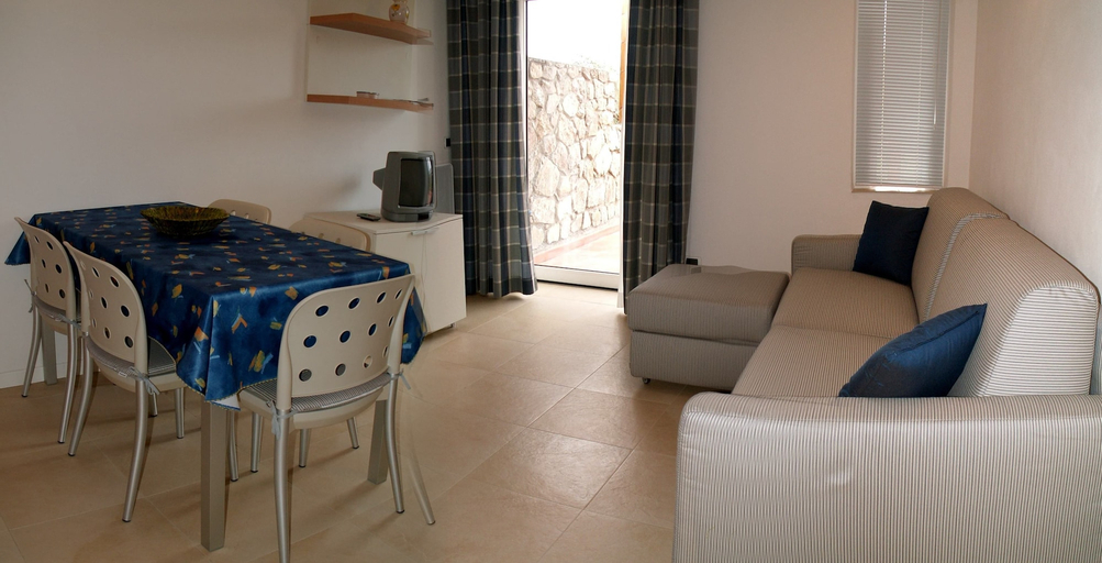 Dining Room 2