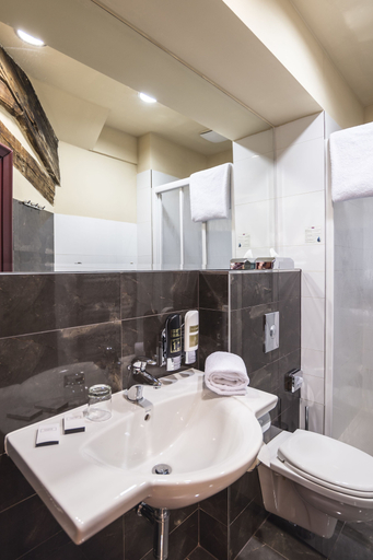 Bathroom 5, Majestic Plaza Hotel Prague, Praha 1
