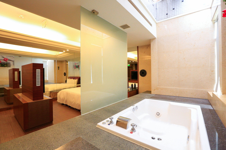 Bathroom 4, Walker Motel, Taipei City
