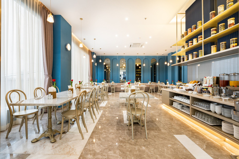 Food & Drinks 5, Jovia Hotel, District 1