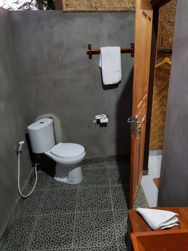 Bathroom 5, Taman Menjangan Homestay, Buleleng