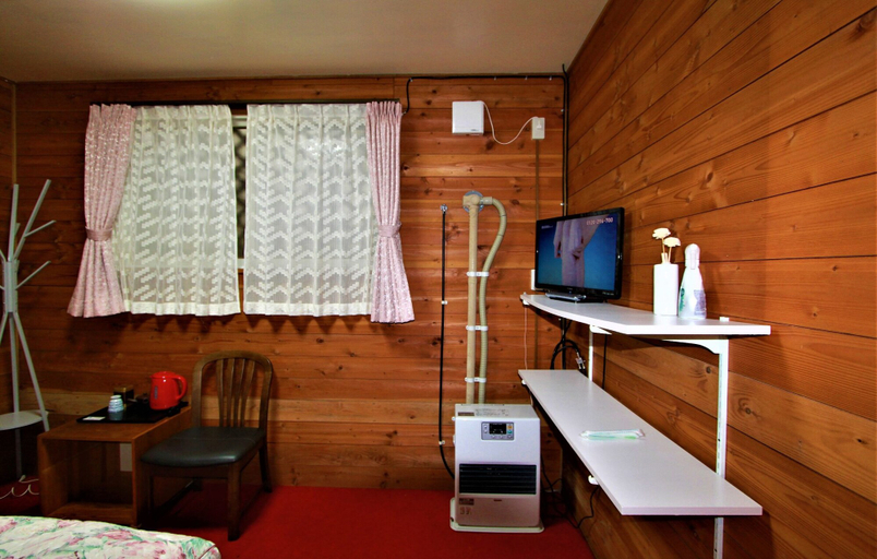 Bedroom 3, Pension EastMountain Hakuba, Hakuba