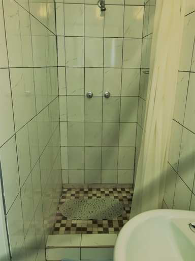 Bathroom 3, Essence of Africa Guesthouse, Windhoek West