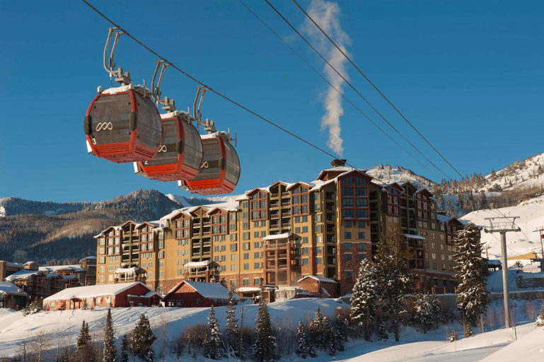 Exterior & Views 2, Grand Summit Hotel - Canyons Village, a RockResort, Summit