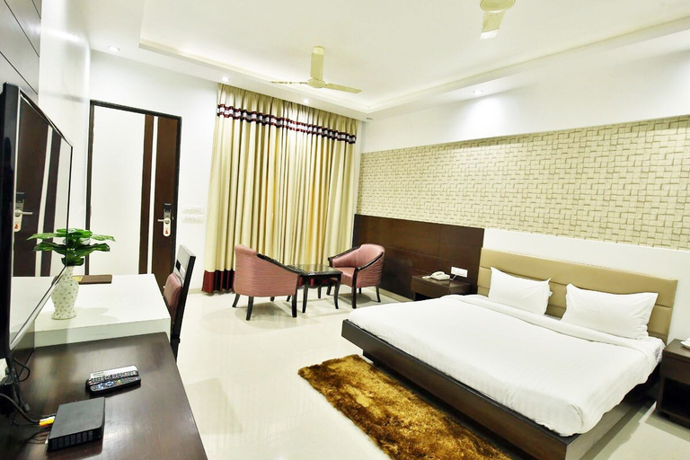 Bedroom 2, Jhansi Hotel, Jhansi