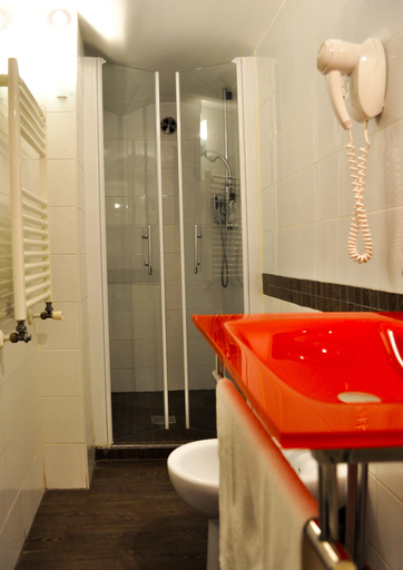 Bathroom 5, Relais Palazzo Taverna, Rome
